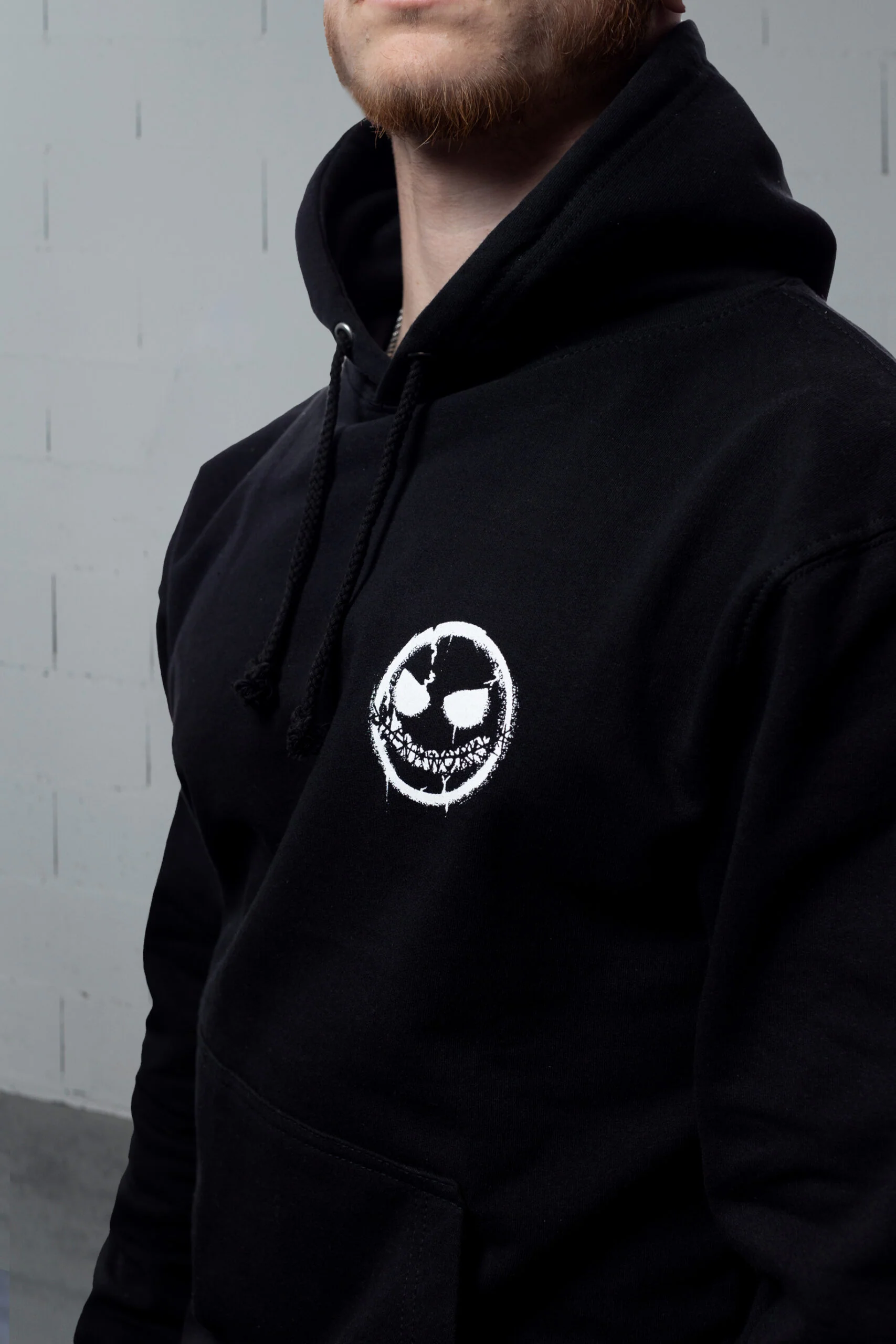 Felpa Revenge White-Black Silent Worker - Image 3
